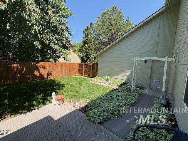 3707 N Jullion Way, Boise, ID 83704 - view of yard with a deck