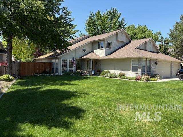 3707 N Jullion Way, Boise, ID 83704 - traditional-style home with an attached garage