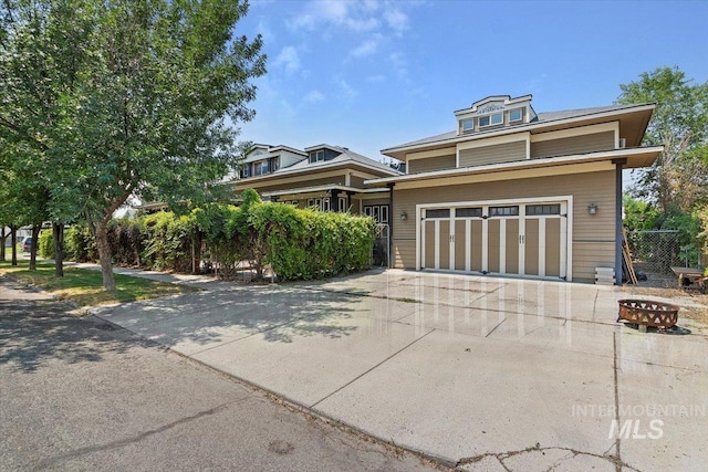 204 7th Ave N, Twin Falls, ID 83301 - view of front facade with driveway and a garage