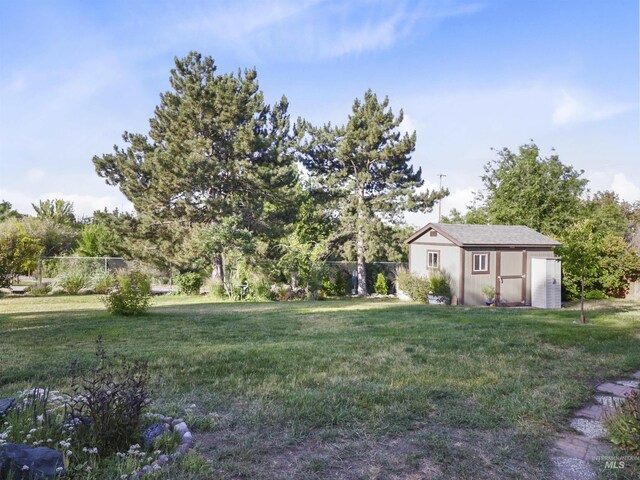 143 E Morris Ct, Kuna, ID 83634 - view of yard featuring a shed