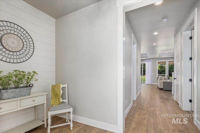 1864 N Highbury Way, Eagle, ID 83616 - hallway with light wood-style flooring and recessed lighting