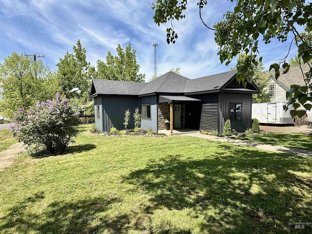 304 N C St, Grangeville, ID 83530 - view of front of property with a front lawn