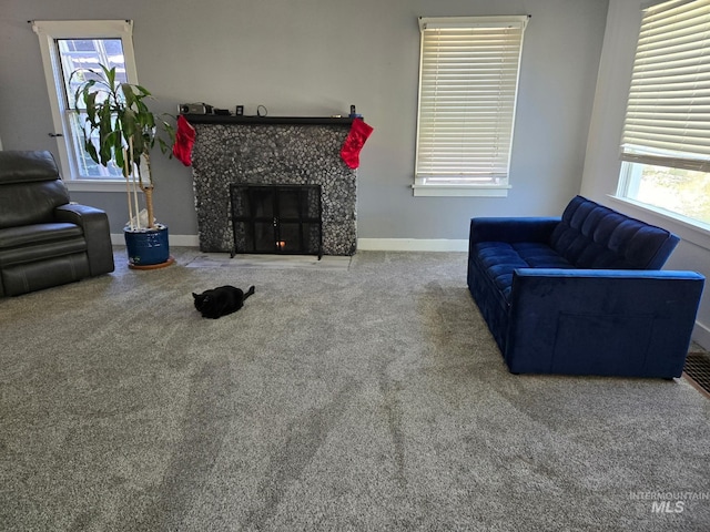 1118 10th St, Lewiston, ID 83501 - living area featuring a fireplace and carpet