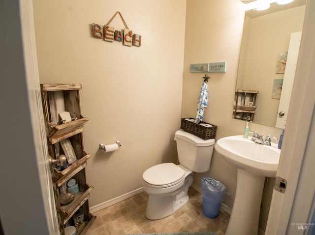 8340 E Expedition, Nampa, ID 83687 - half bath with toilet and baseboards