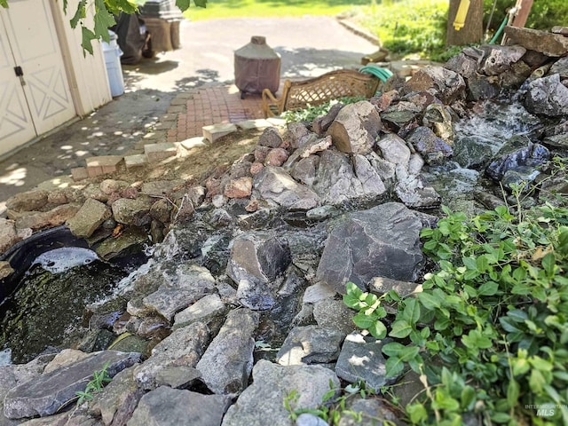 409 Garfield St, Asotin, WA 99402 - exterior view of a garden pond