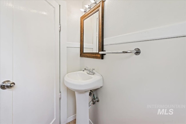 1324 E Oak St, Caldwell, ID 83605 - view of bathroom