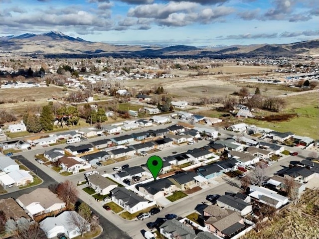 bird's eye view featuring a mountain view