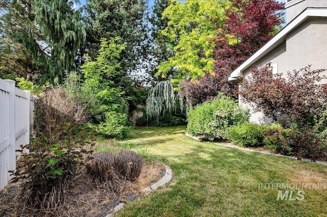 66 W Colchester Dr, Eagle, ID 83616 - view of yard
