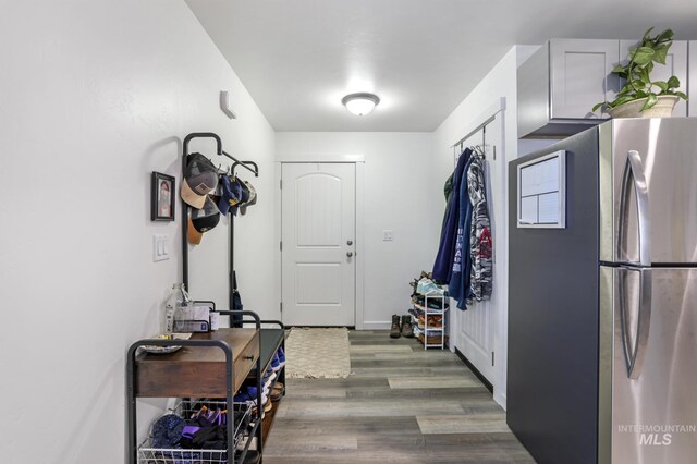 247 Washington St, Gooding, ID 83330 - entryway with wood finished floors