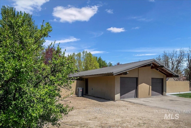 101 Minot St, Middleton, ID 83644 - view of detached garage