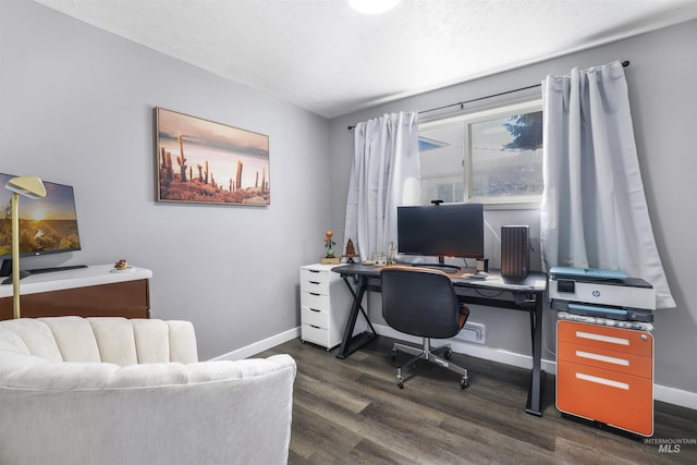 168 W Heyburn Ave, Twin Falls, ID 83301 - home office with dark wood-style flooring