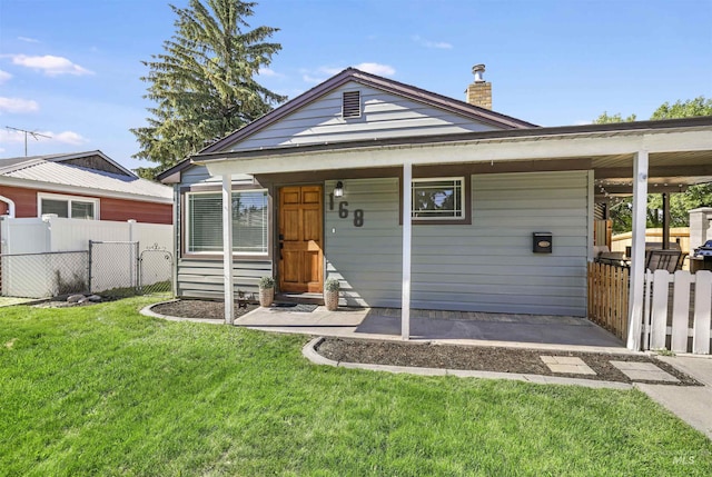 168 W Heyburn Ave, Twin Falls, ID 83301 - view of front of property featuring a chimney