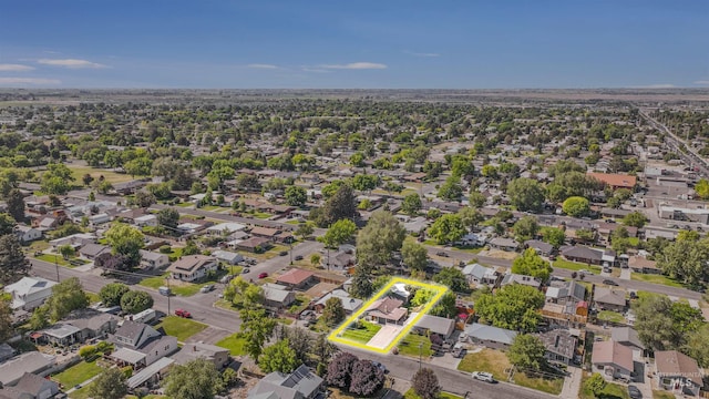 168 W Heyburn Ave, Twin Falls, ID 83301 - aerial view of residential area featuring property boundaries highlighted