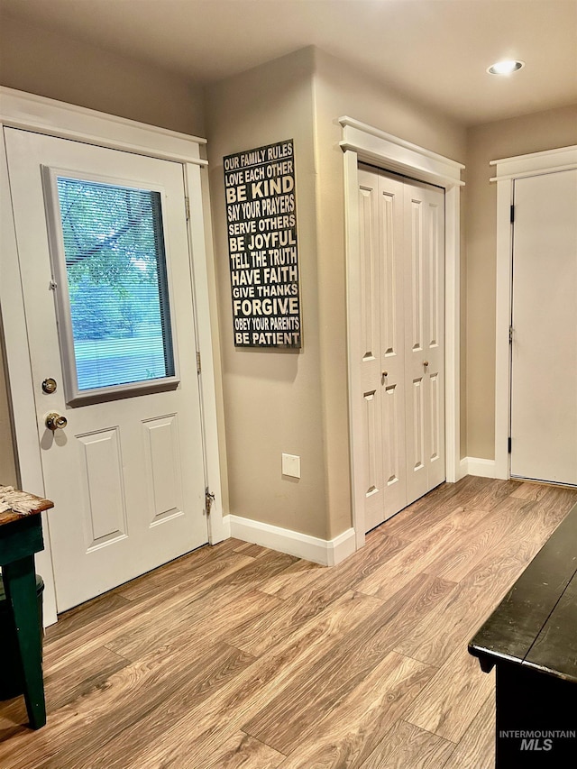76 Rogers Ln, Mccall, ID 83638 - entryway featuring light wood finished floors, baseboards, and recessed lighting