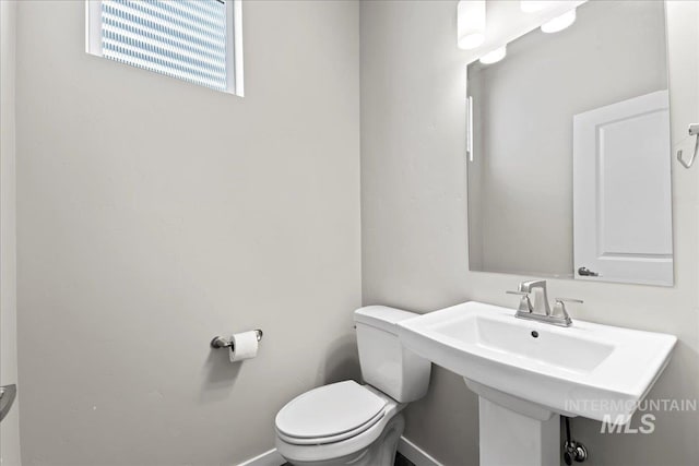 4084 E Blueberry St, Meridian, ID 83642 - half bath with toilet and a sink
