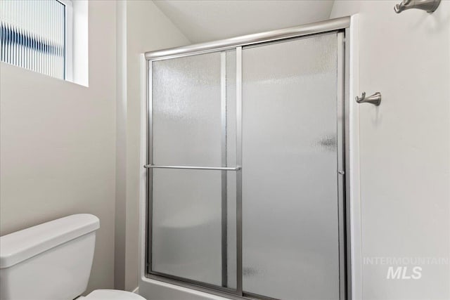 4084 E Blueberry St, Meridian, ID 83642 - bathroom with a shower stall and toilet
