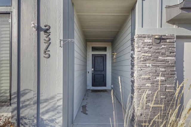 view of entrance to property