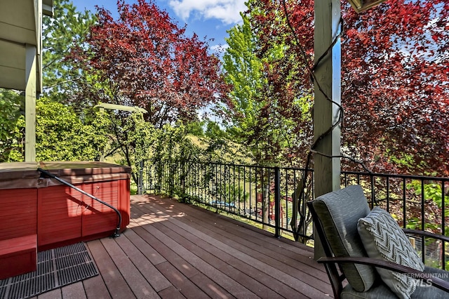 352 N Panorama Pl, Boise, ID 83702 - wooden deck with a hot tub