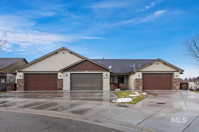 view of front facade with a garage