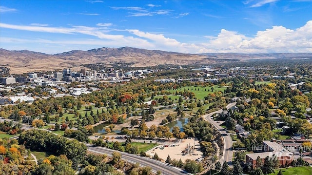 bird's eye view featuring a mountain view