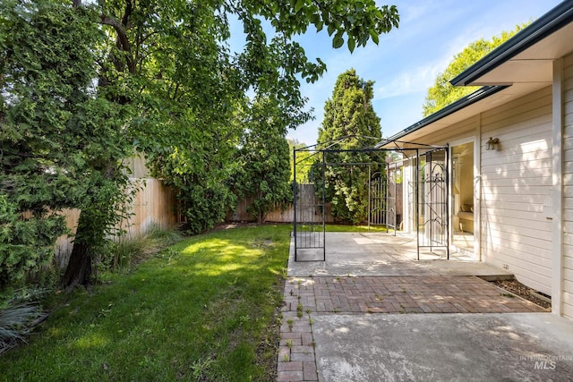 2072 N 28th St, Boise, ID 83702 - view of yard featuring a patio area