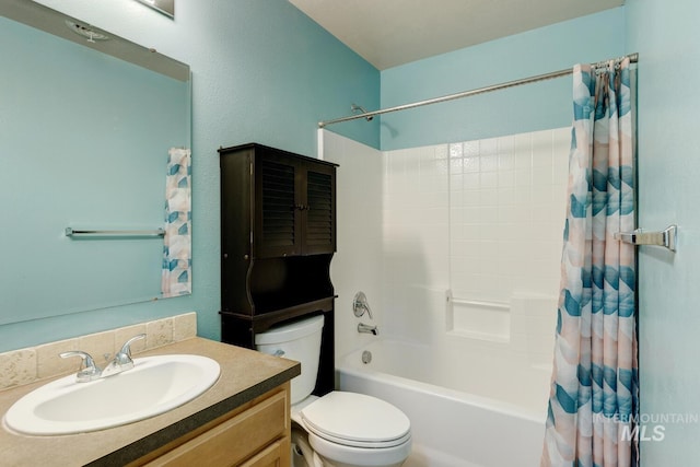 4935 N Rathbone Ave, Meridian, ID 83646 - bathroom with shower / bath combination with curtain and vanity