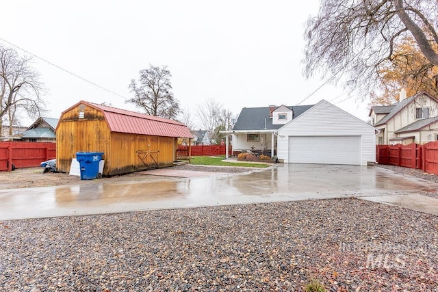 1302 1st Ave S, Payette, ID 83661 - view of yard featuring a shed and a garage