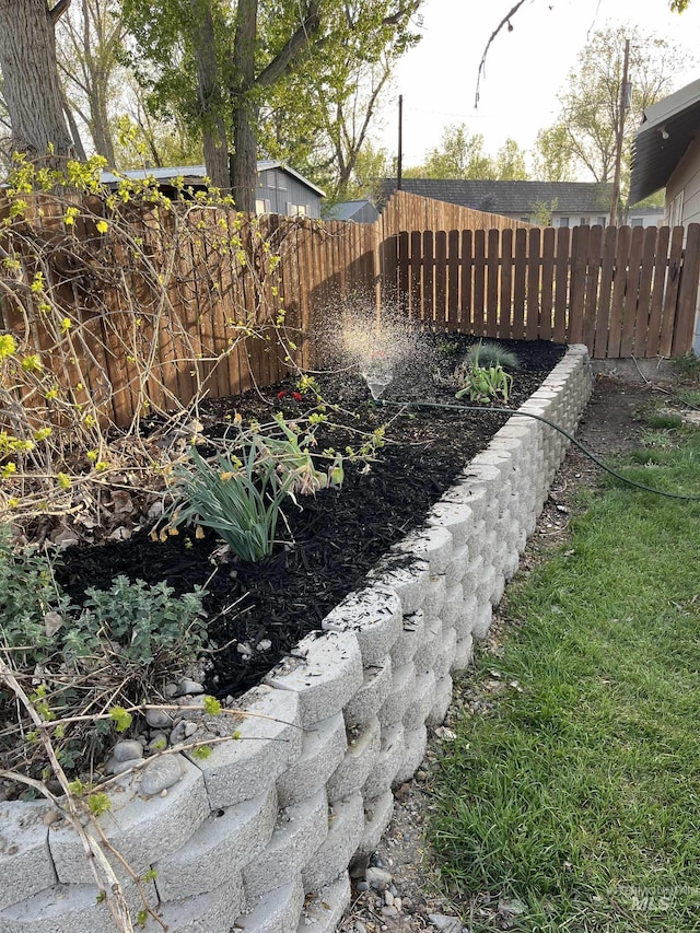 640 Roosevelt Ave, Grand View, ID 83624 - view of yard with fence