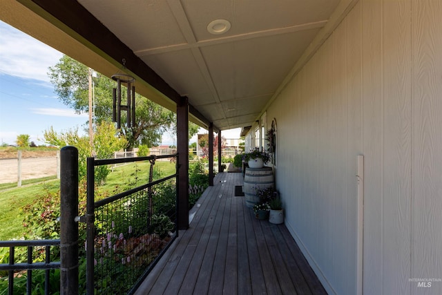 5950 Elmore Rd, New Plymouth, ID 83655 - view of wooden porch