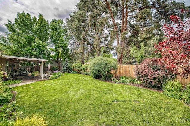 6174 W Winstead Pl, Boise, ID 83704 - view of yard with a patio