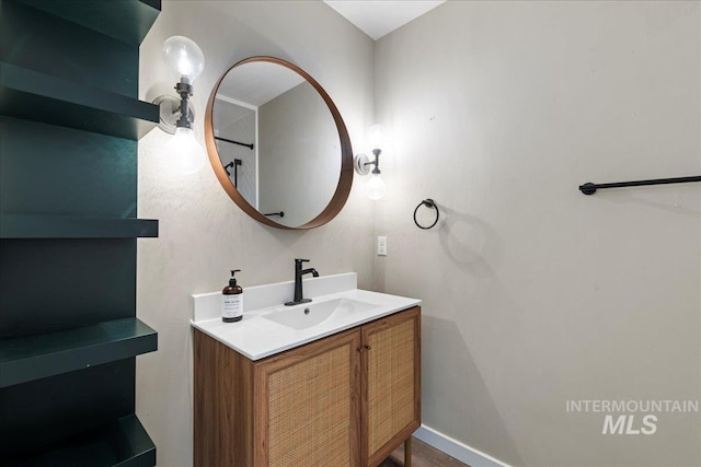 905 S Canyon St, Nampa, ID 83686 - bathroom featuring vanity