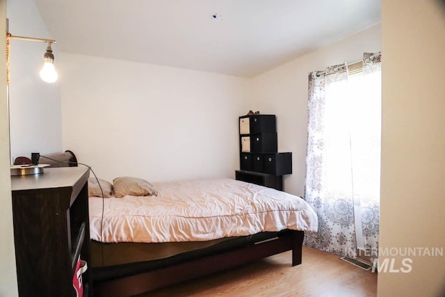 420 N 10th St, Payette, ID 83661 - bedroom with wood finished floors
