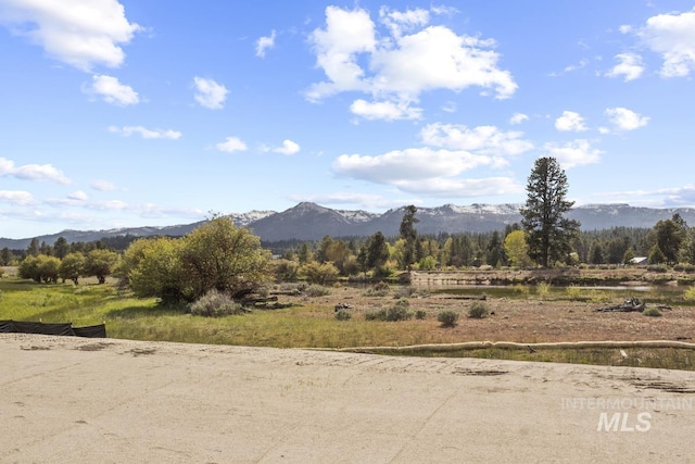 L7B1 Warren Dr, Cascade, ID 83611