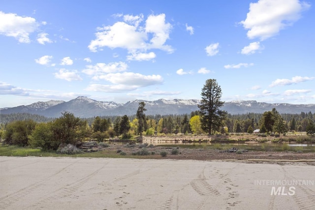 L7B1 Warren Dr, Cascade, ID 83611