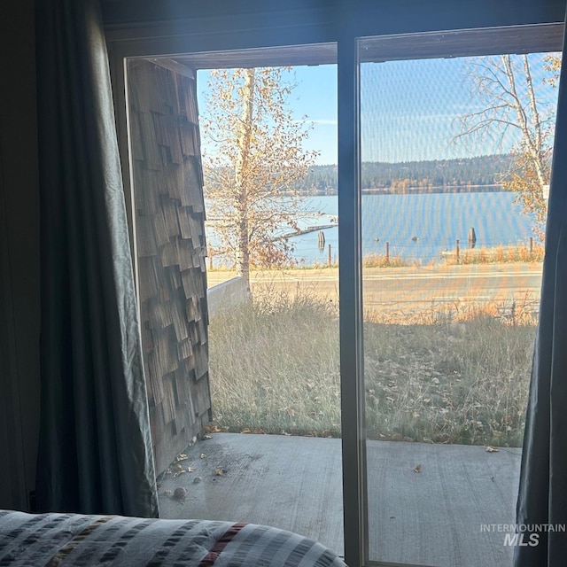 entryway featuring a water view