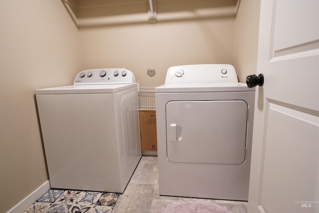 2431 Legacy Ct, Clarkston, WA 99403 - washroom with independent washer and dryer