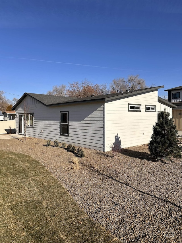 1371 SW Harrier Ave, Mountain Home, ID 83647 - view of side of home