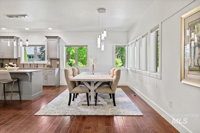 356 E Lake Briar Ln, Eagle, ID 83616 - dining space featuring dark wood-style floors and recessed lighting