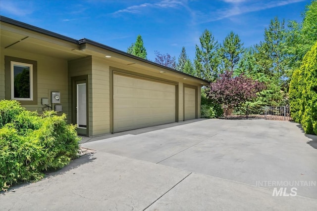 356 E Lake Briar Ln, Eagle, ID 83616 - view of garage