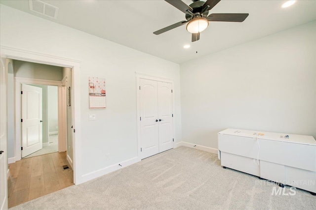 carpeted bedroom with baseboards, ceiling fan, visible vents, and recessed lighting