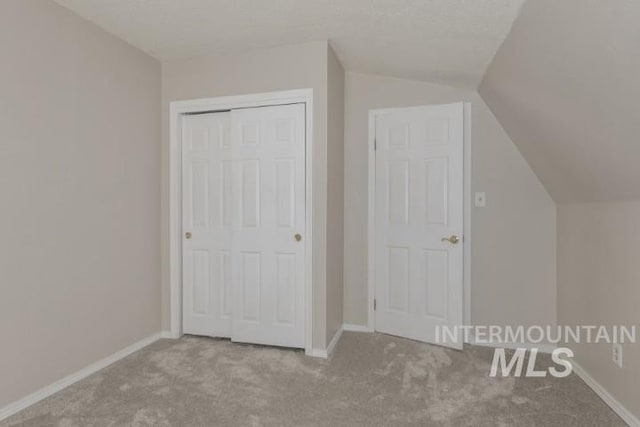 4610 Power Rd, Ontario, OR 97914 - bonus room featuring carpet, vaulted ceiling, and baseboards