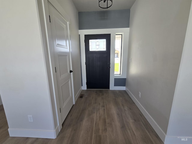531 Full Moon Way, Twin Falls, ID 83301 - foyer featuring baseboards and wood finished floors