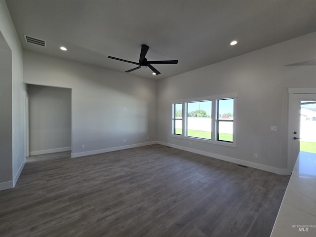 531 Full Moon Way, Twin Falls, ID 83301 - spare room featuring ceiling fan, recessed lighting, and dark wood-style flooring