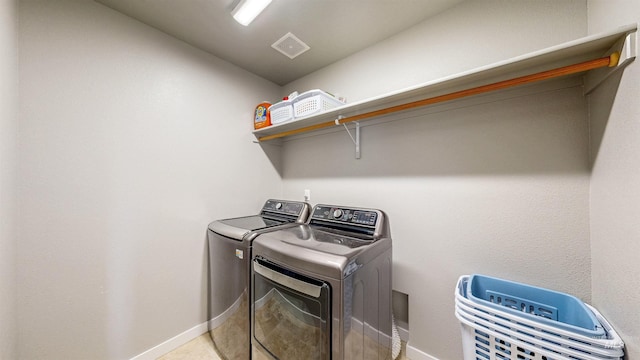133 S Baraya Way, Meridian, ID 83642 - laundry area with washing machine and dryer and baseboards