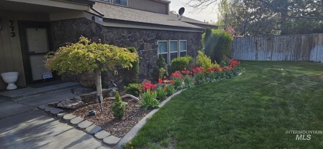 view of yard with fence
