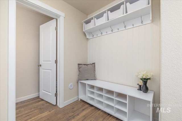 19118 Ralston Way, Caldwell, ID 83605 - mudroom with dark wood finished floors and baseboards