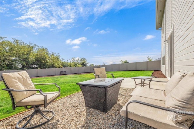 19118 Ralston Way, Caldwell, ID 83605 - fenced backyard featuring a patio