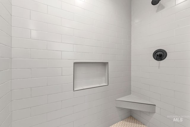 7060 E La Cuesta St, Boise, ID 83716 - bathroom with tiled shower