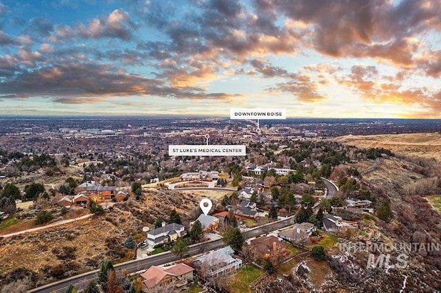 view of aerial view at dusk