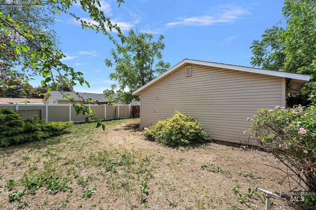 64 Borah, Nampa, ID 83651 - view of yard
